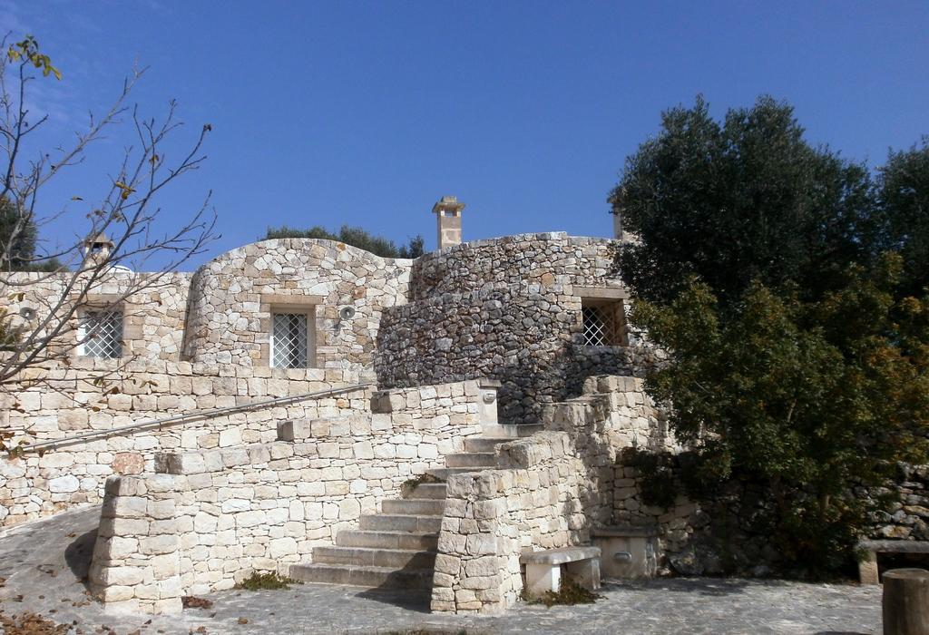 Trullo Villa Giuliana Con Giardino Posizione Panoramica Free Wifi Остуни Номер фото